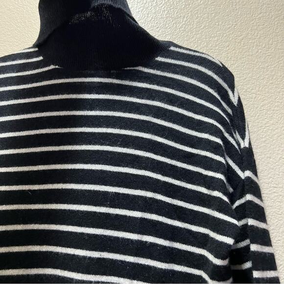 Halogen Black White Striped Turtleneck 100% Cashmere Sweater Size XS - Picture 6 of 9